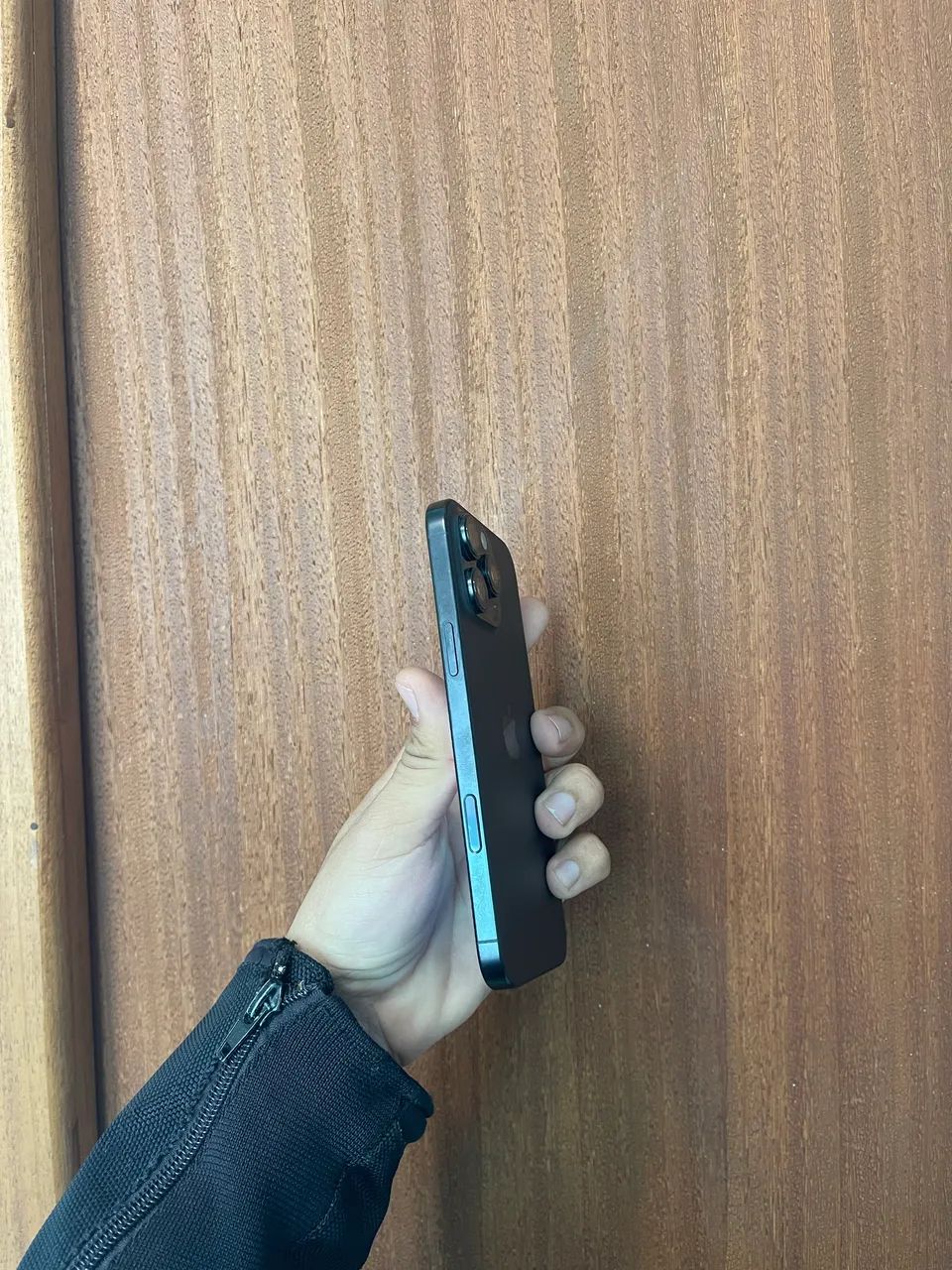 IPHONE 16 pro max  - Foto 2