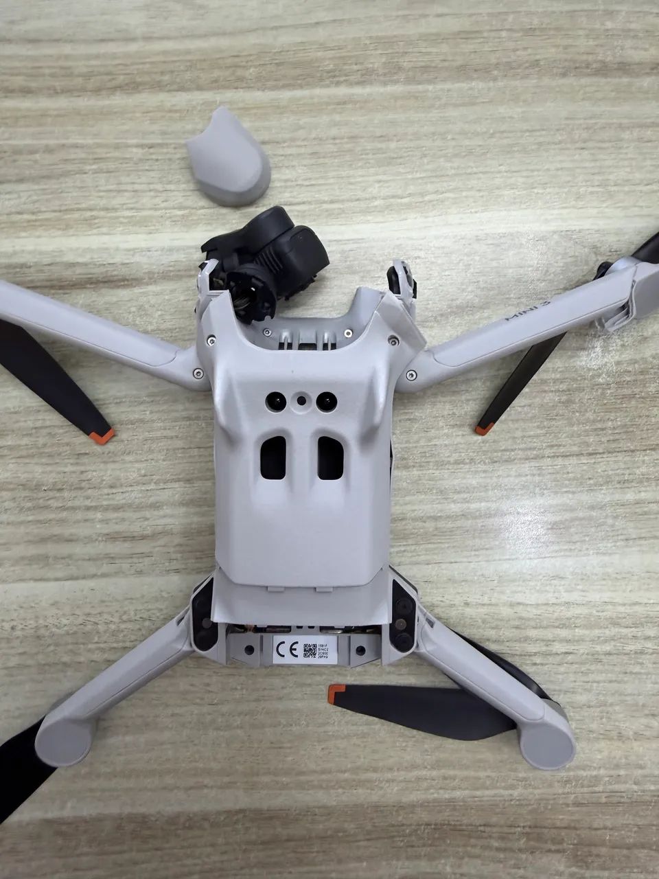 Drone DJI mini 3 para retirada de peças ou reparo. - Foto 2