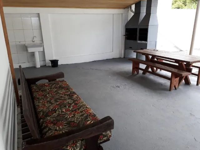casa com piscina e cinco quartos em praia de Itapoá sc  - Foto 5