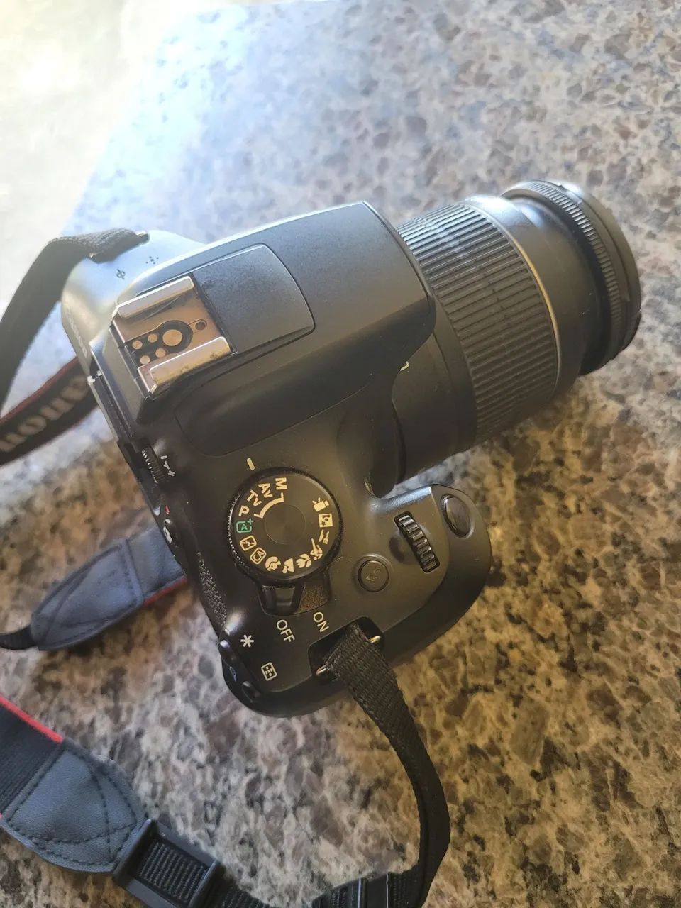 Canon T6 - Foto 2