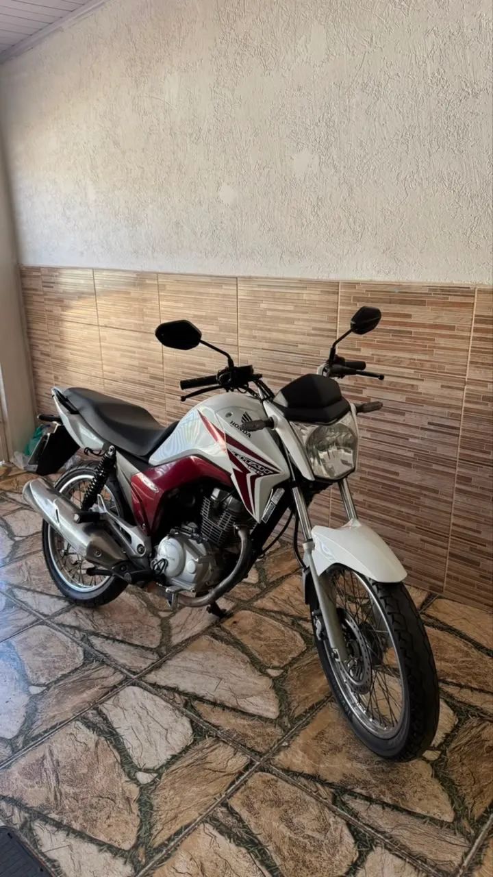 Titan 150 2015