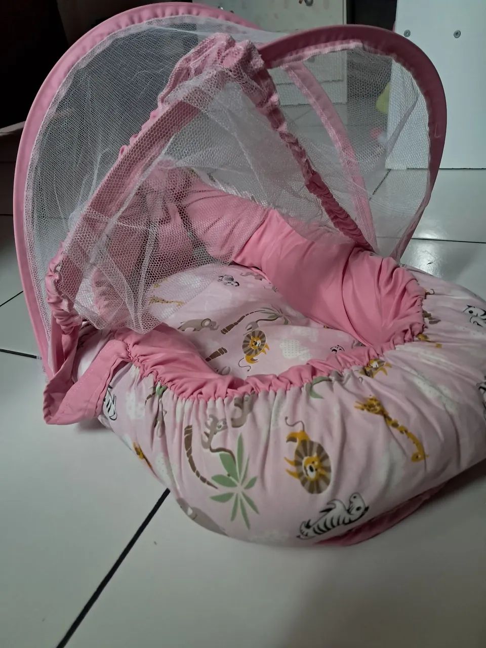 Ninho redutor de berço para bebê com mosquiteiro - Foto 3
