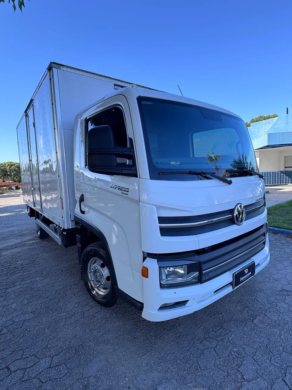 Volkswagen Delivery Express DRC 4x2 - BAÚ 