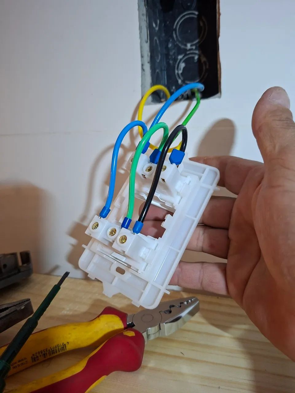 Serviços de urgência, pequenos reparos.  - Foto 4