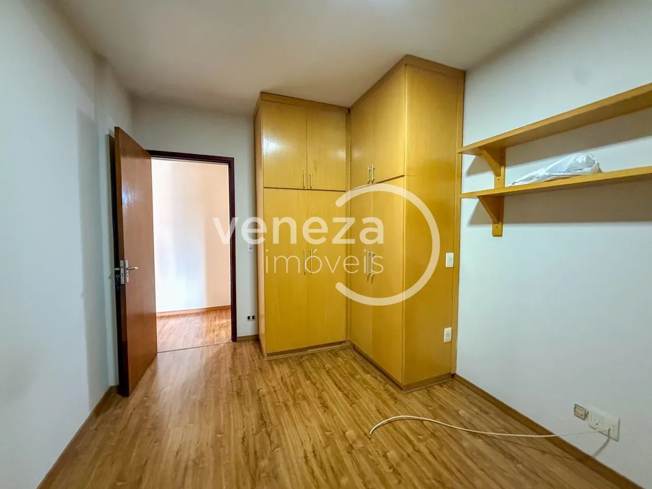 Apartamento para alugar no Edifício Castello Forte, Londrina - Foto 4