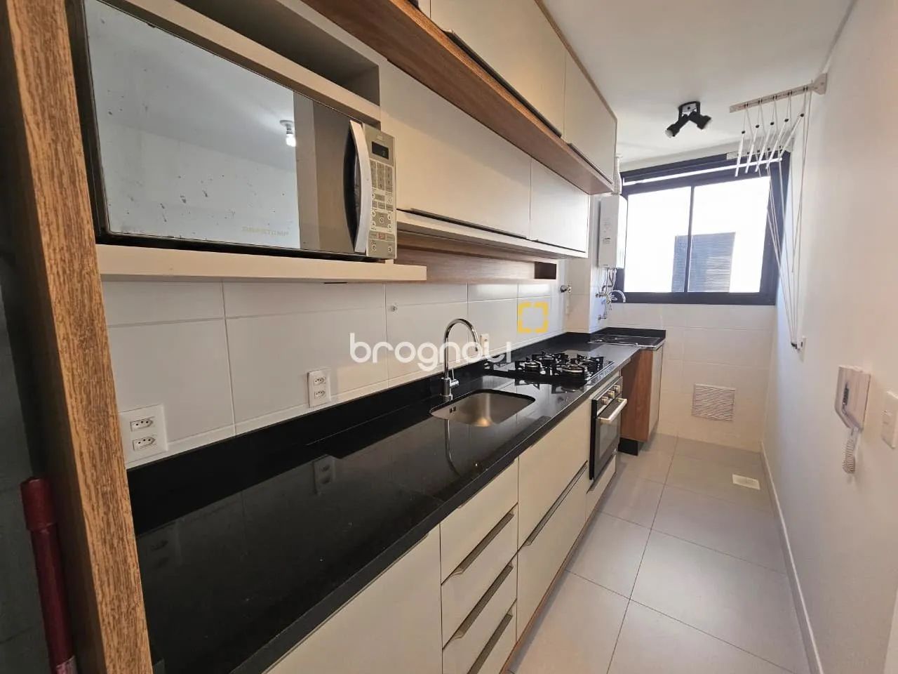 Apartamento em frente a UFSC com móveis planejados e 2 vagas - Foto 3