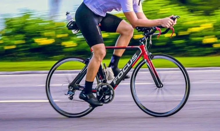 BICICLETA FOCUS IZALCO MAX TRIATHLON - Foto 3