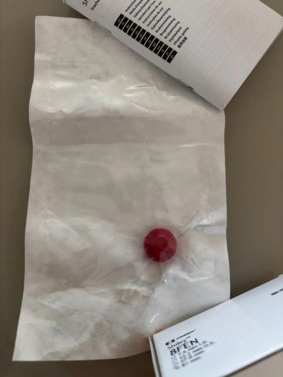 Cânula Shiley FEN para Traqueostomia com Balão e com Fenestra - Foto 3