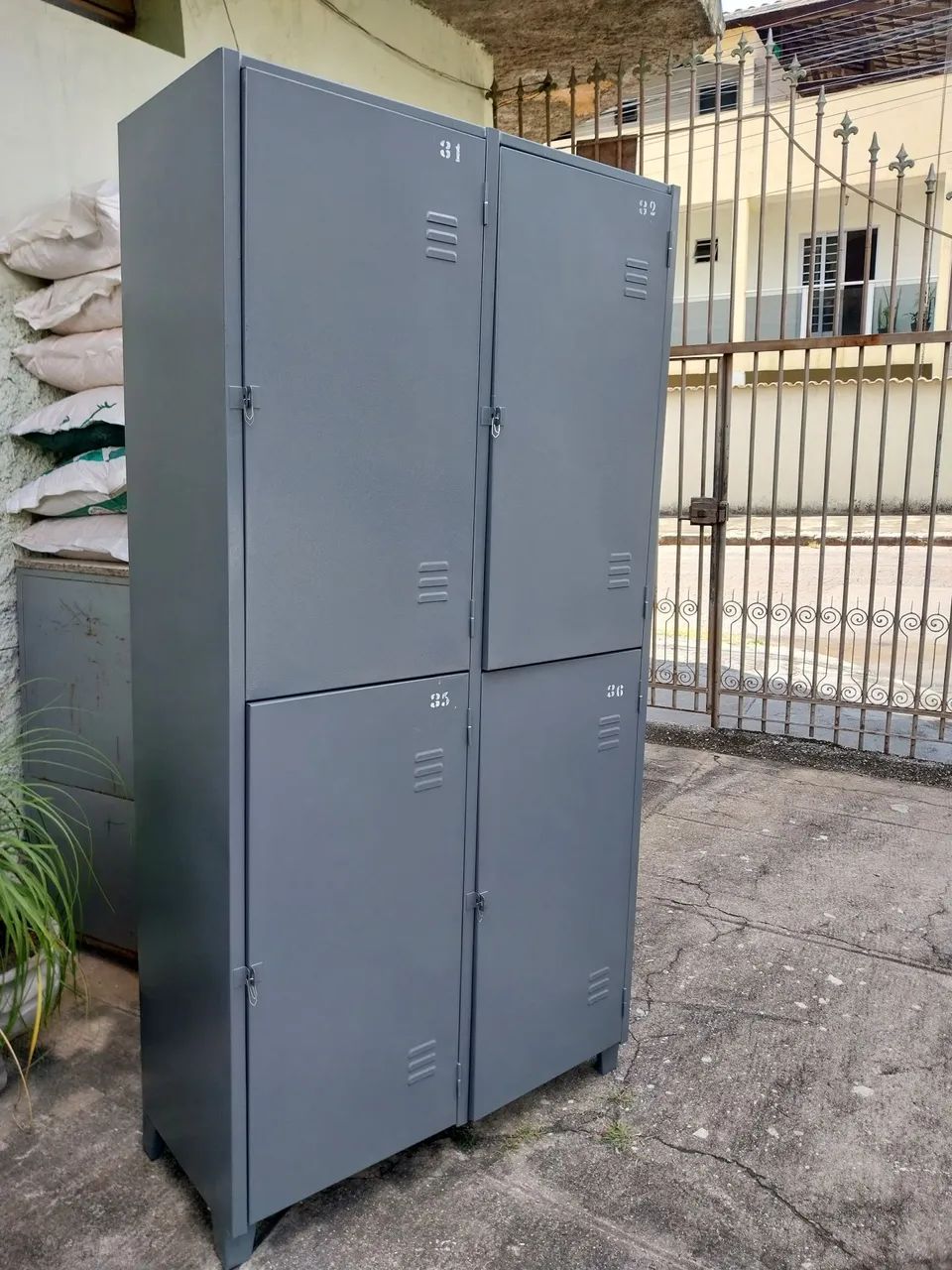 Armário aço