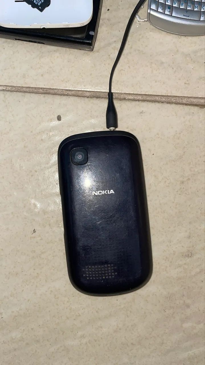 Telefone Nokia 201 - Foto 3