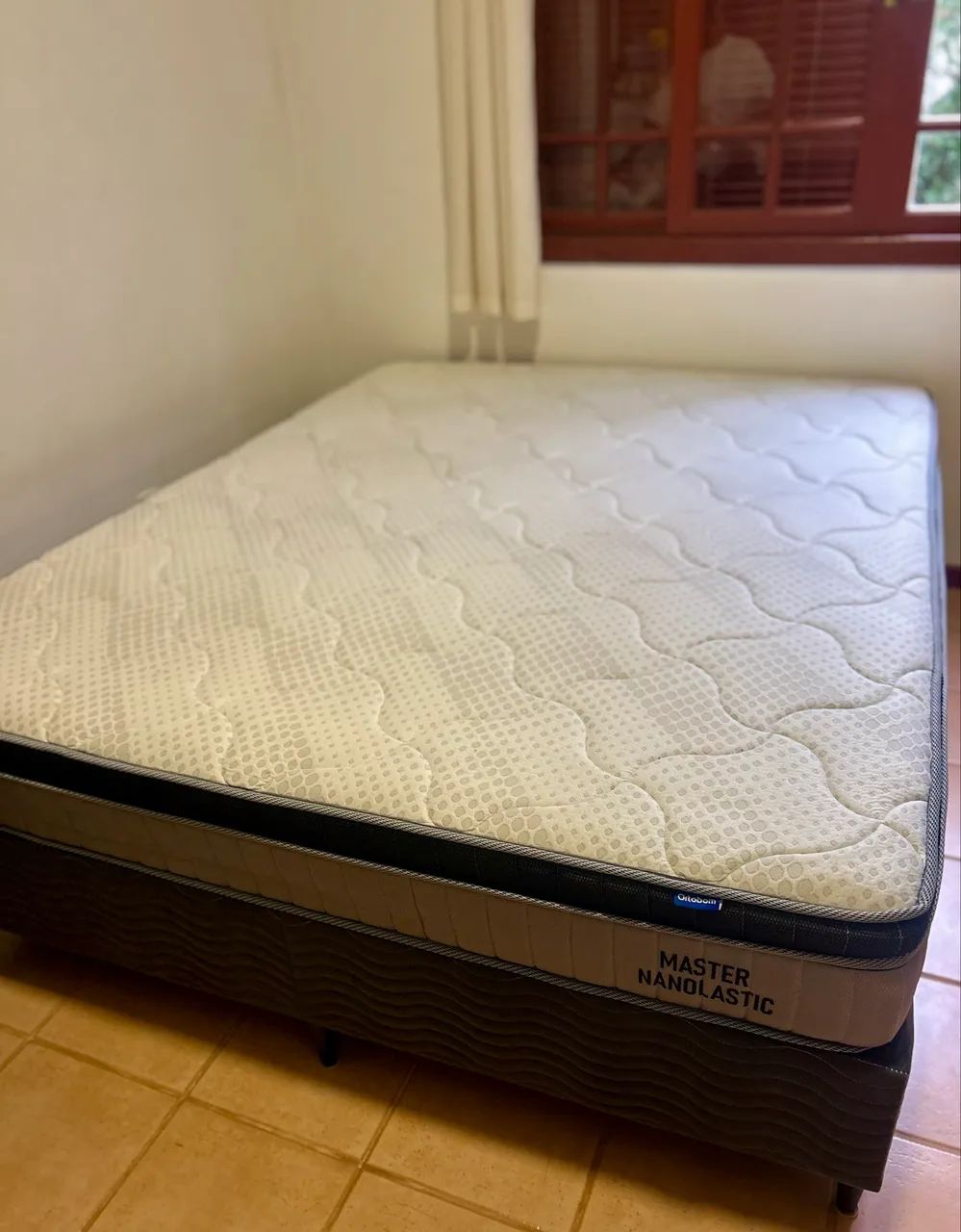 CAMA BOX QUEEN COLCHÃO ORTOBOM - Novinha   - Foto 5