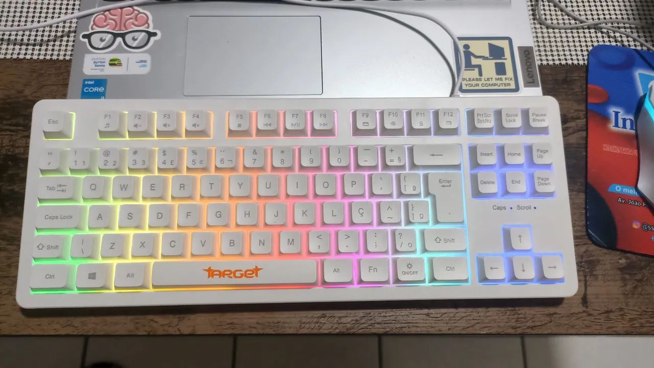 Teclado e mouse gamer