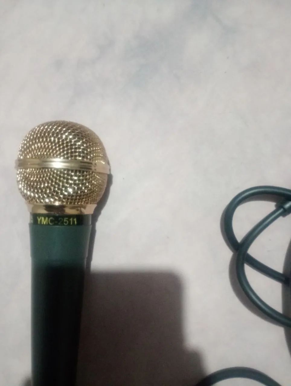 Microfone com fio