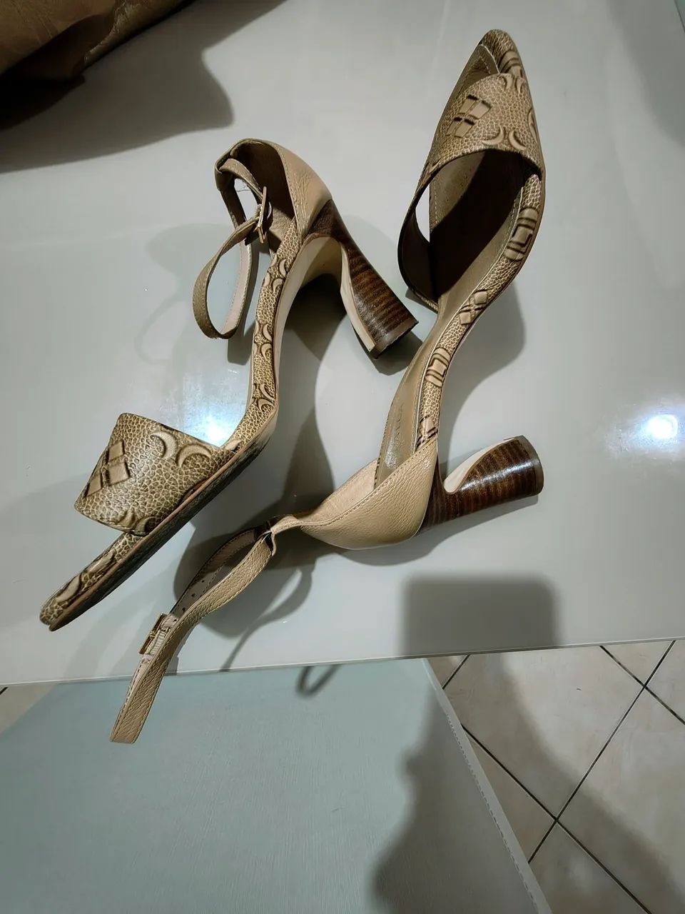 VENDO SAPATOS LUZ DA LUA - Foto 5