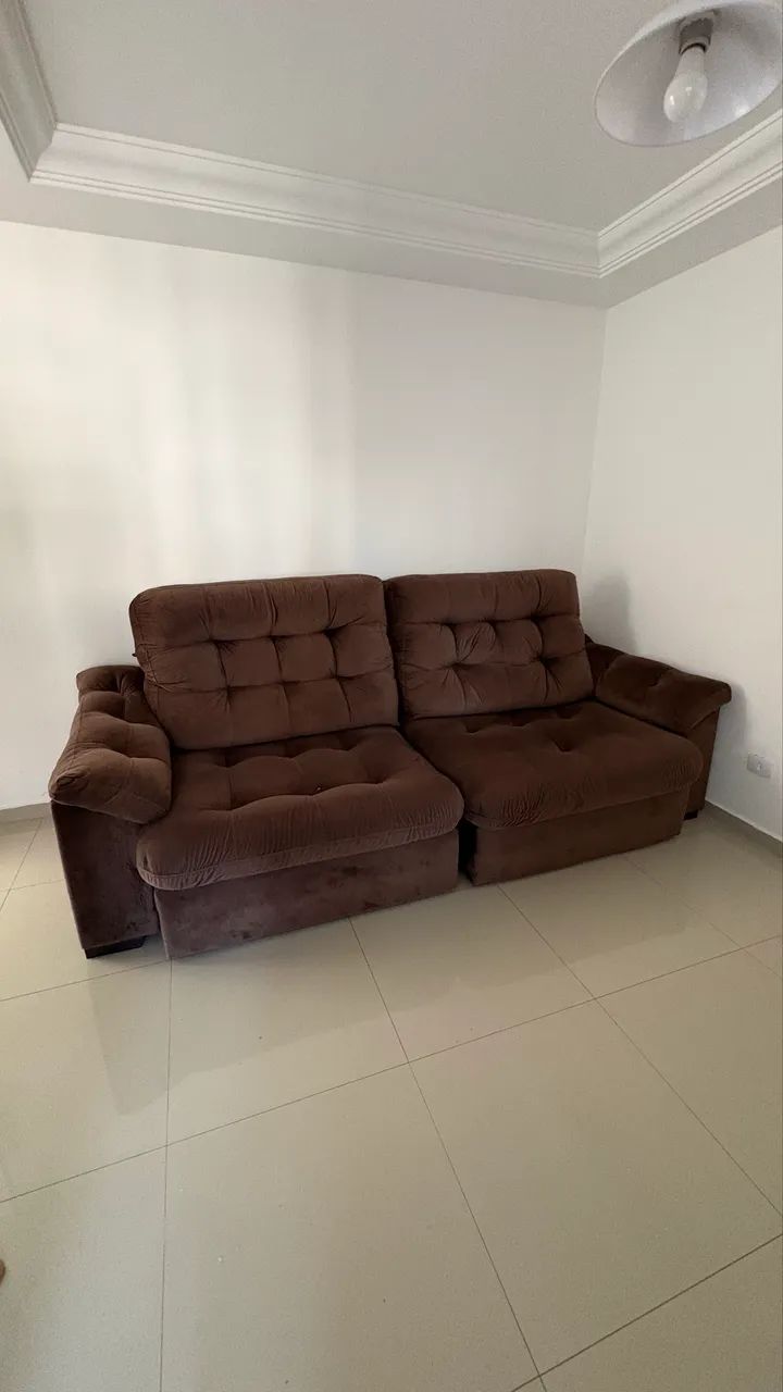 Sofá retrátil e reclinável 