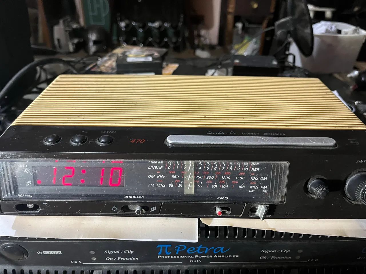 rádio portátil antigo da Philips - Foto 4
