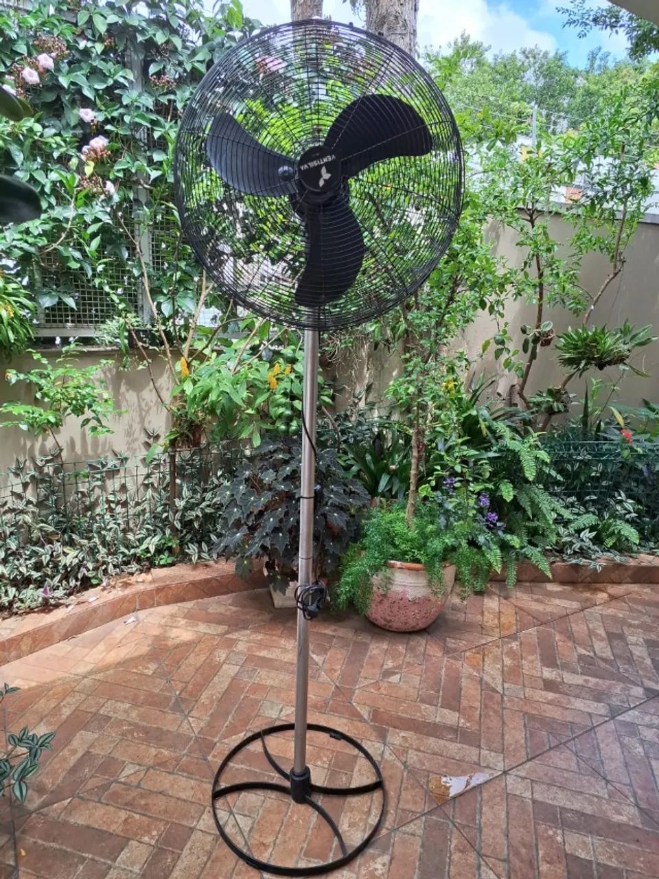 Ventilador de coluna Ventisilva