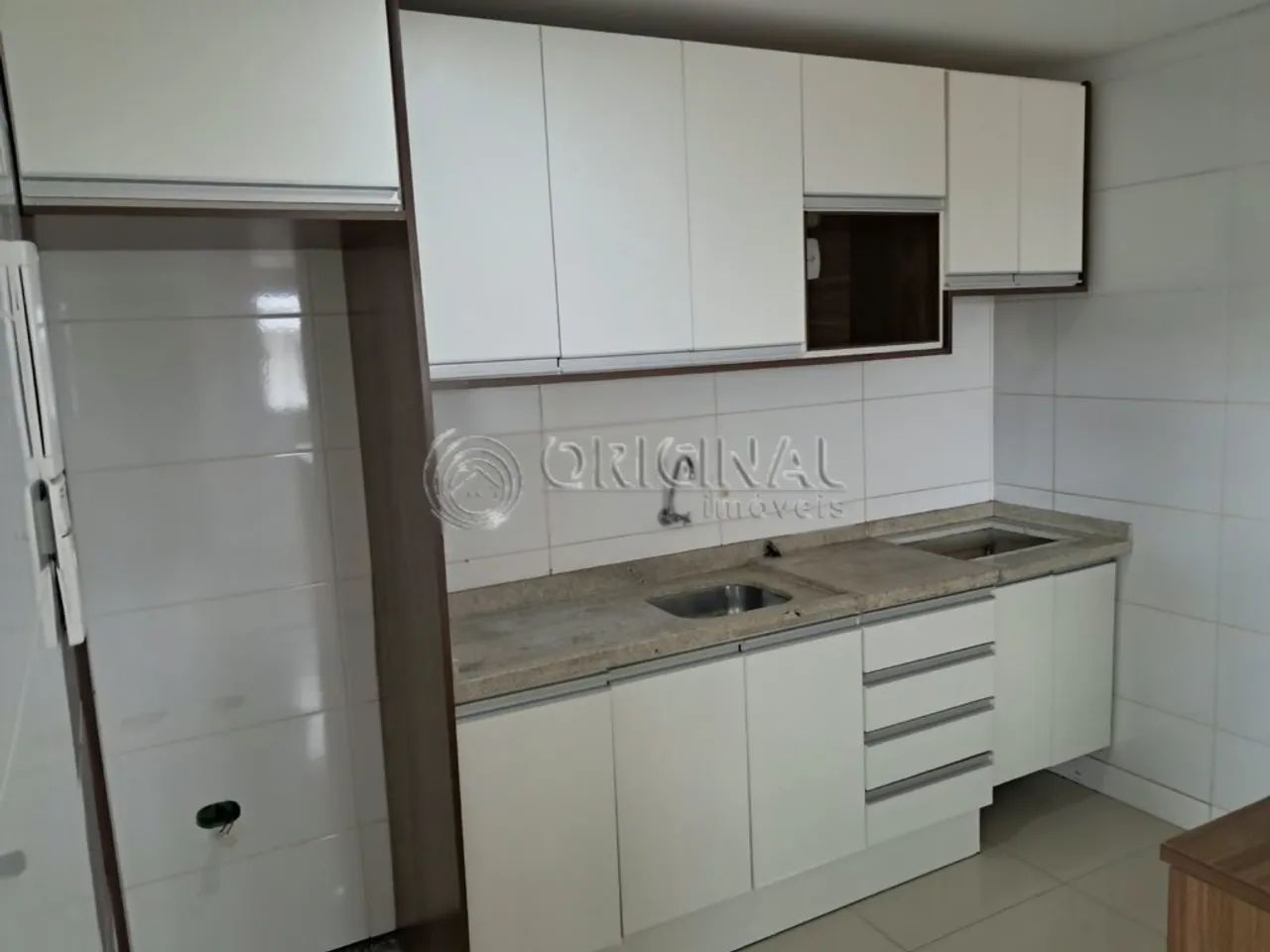SOBRADO PARA LOCAÇÃO - Foto 4