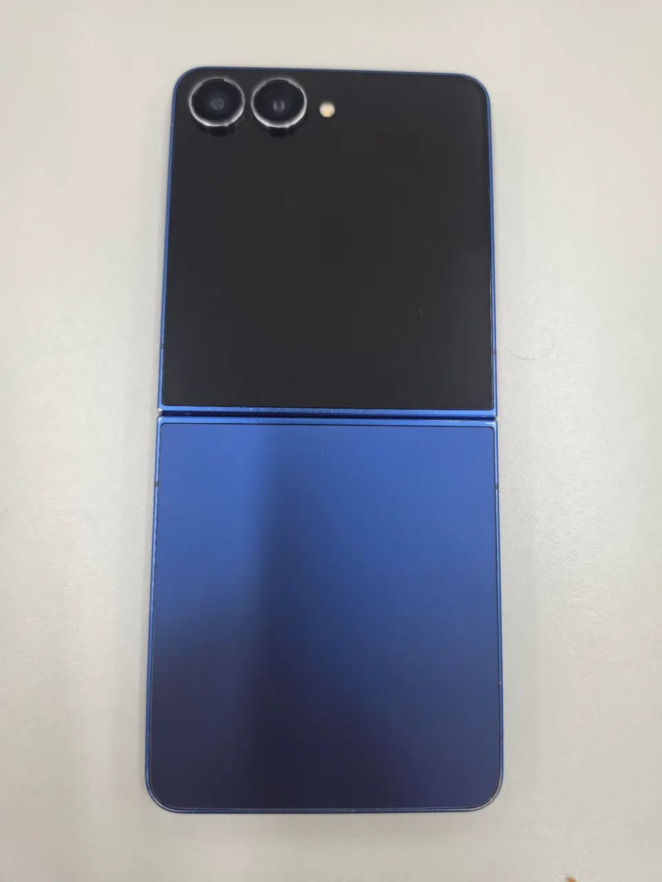 Samsung Galaxy Z flip7 256GB - Foto 4
