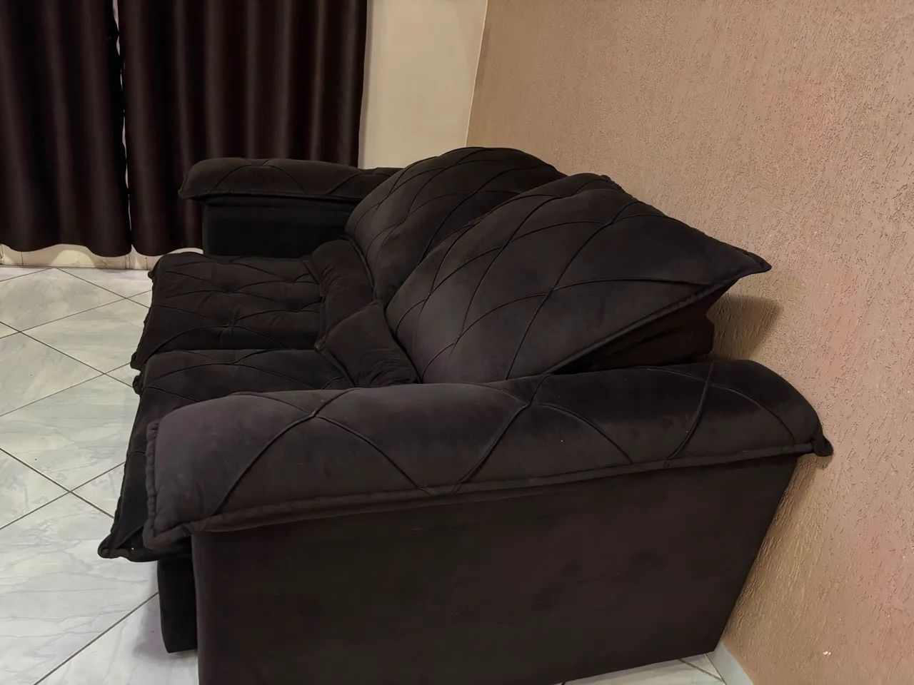 Sofá Retrátil Marrom Escuro - 1,90 m | R$ 1.499 à vista