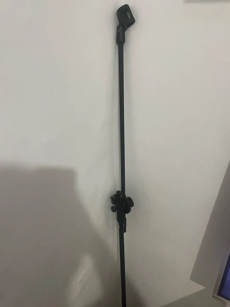 SUPORTE/TRIPÉ PARA MICROFONE - Foto 3