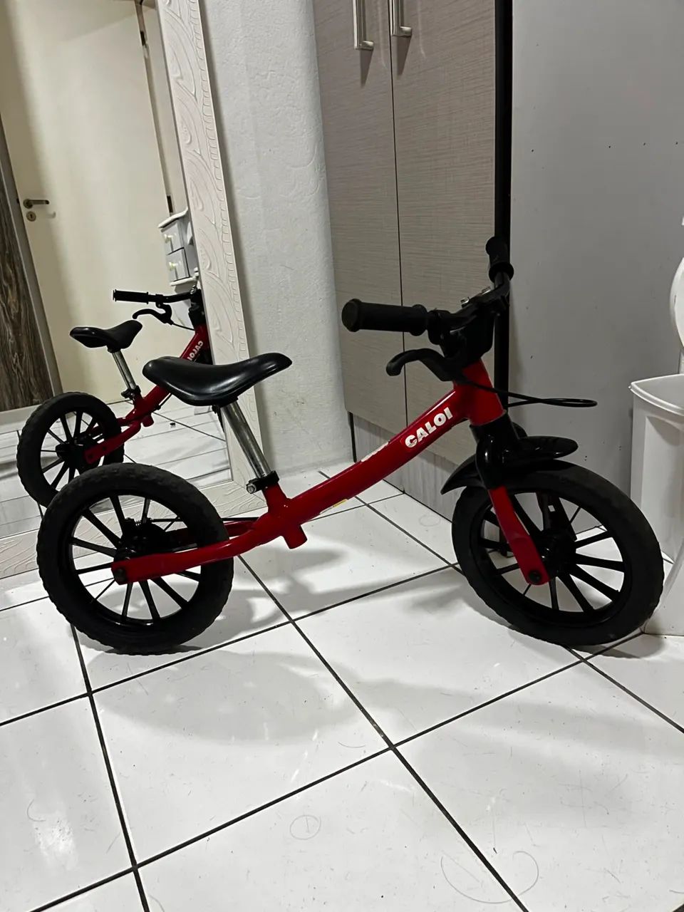 Vendo bicicleta de equilíbrio  - Foto 2