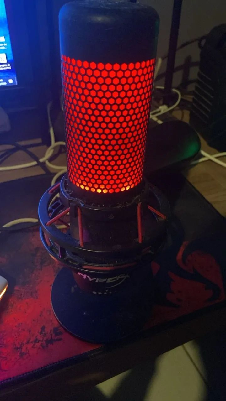 Microfone Condensador Gamer HyperX QuadCast USB