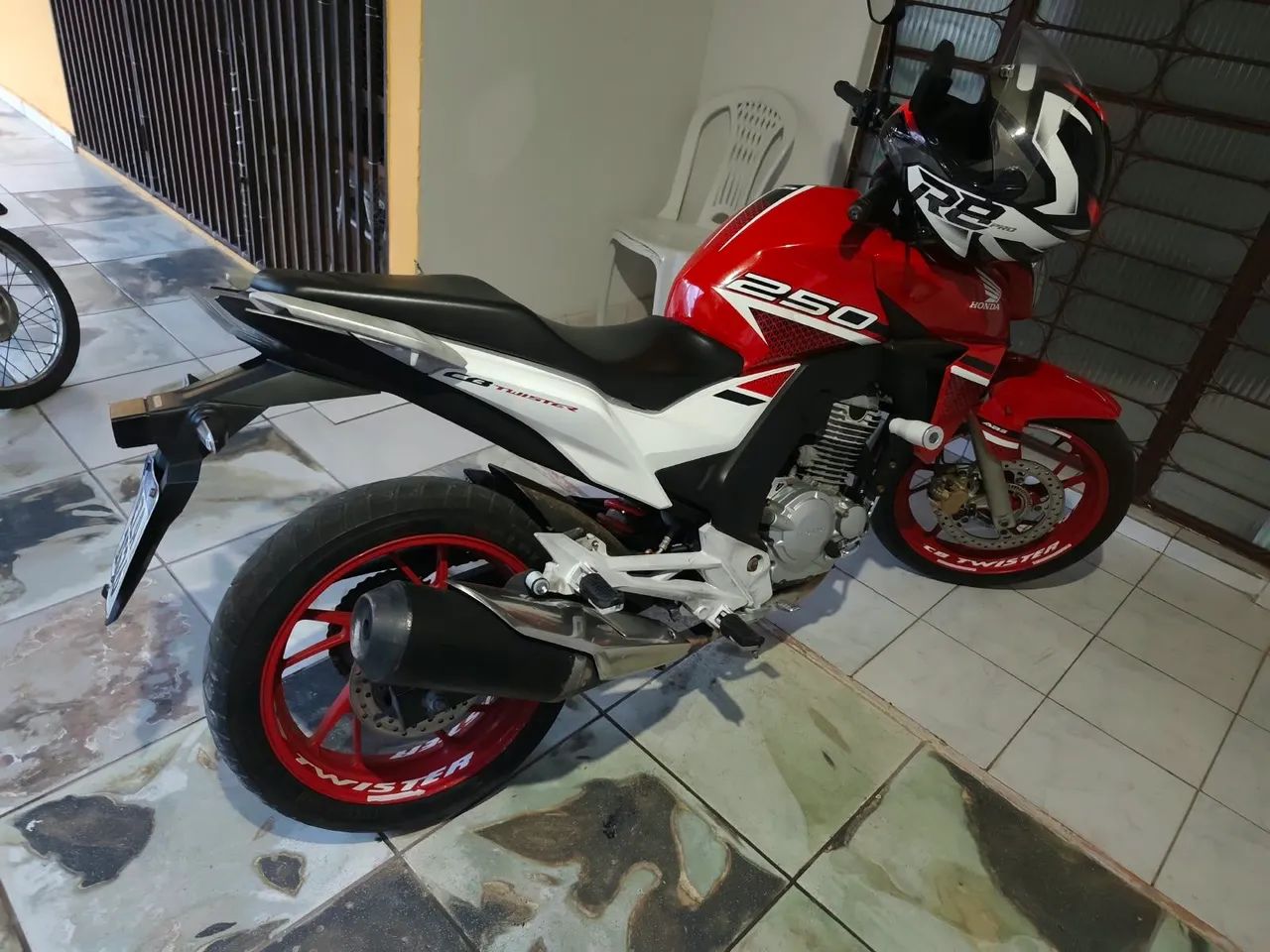 HONDA CB TWISTER 250  - Foto 5