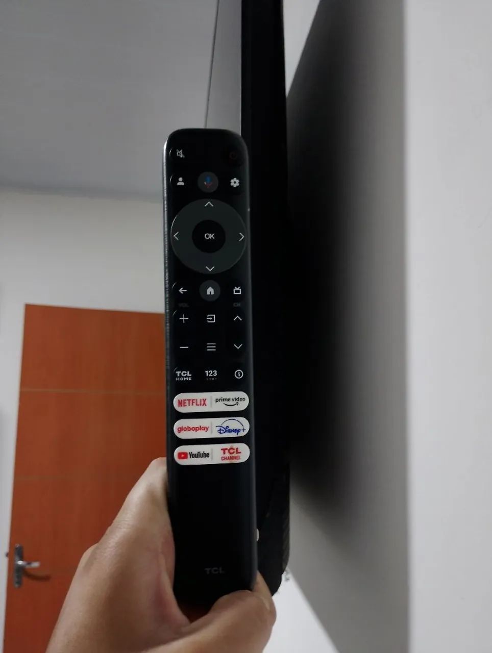 Smart TV LED 50" TCL 4K UHD, modelo 50P755 - Foto 2