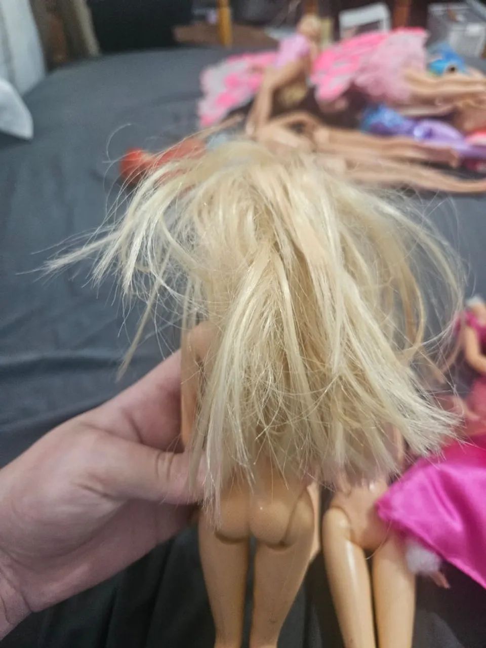Lote com três Barbies - Foto 5