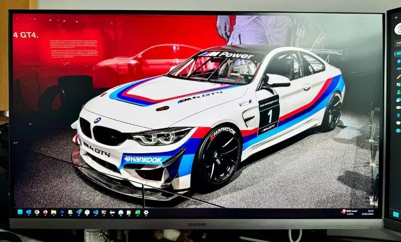 Monitor Samsung Gamer 4K UR550 28 polegadas
