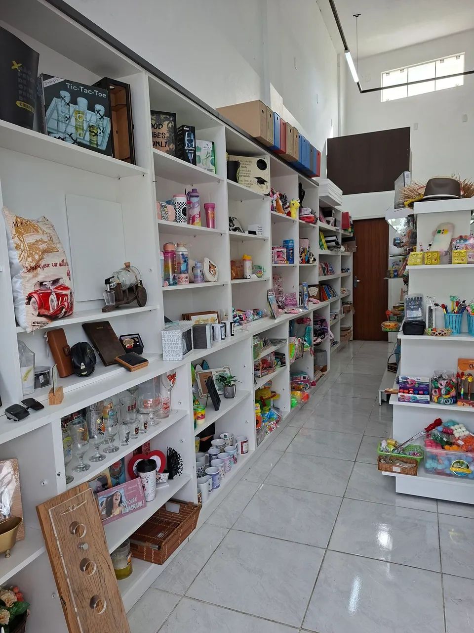 Papelaria  com móveis  a venda  - Foto 4