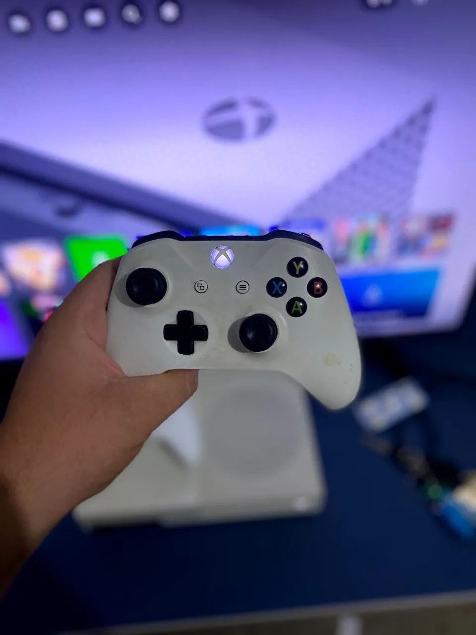 XBOX ONE S PERFEITO ESTADO