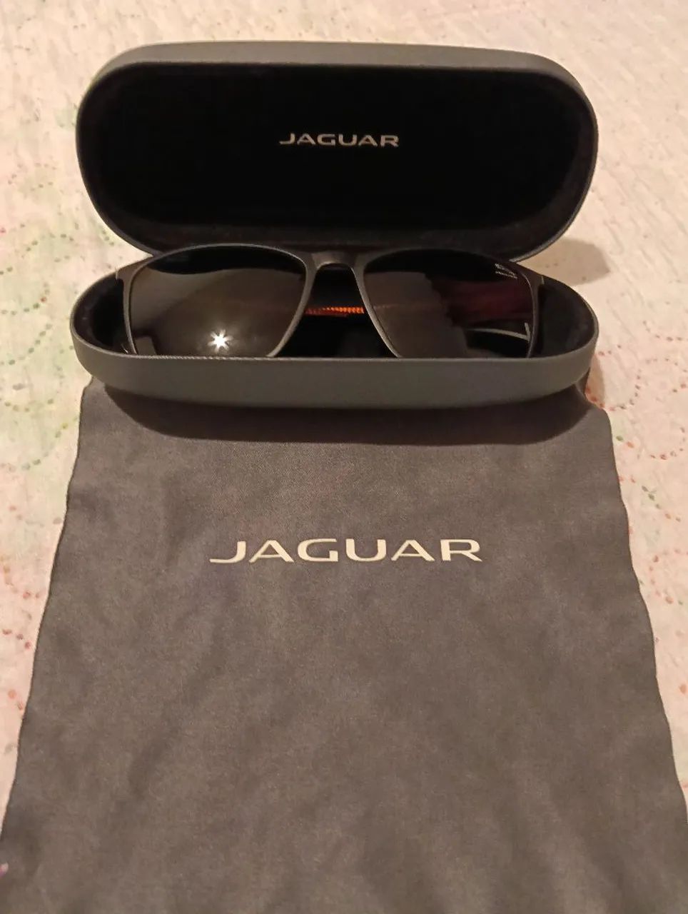 Óculos Jaguar modelo 37619-6100 novo