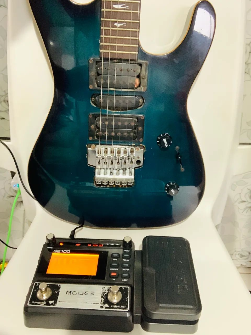 Guitarra Tagima + Moeer GE100 - Foto 3