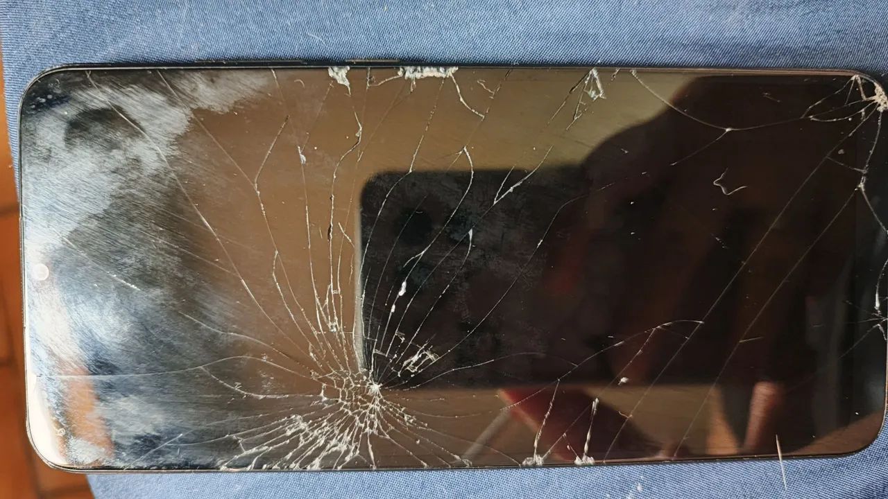 A03 E POCCO M3
