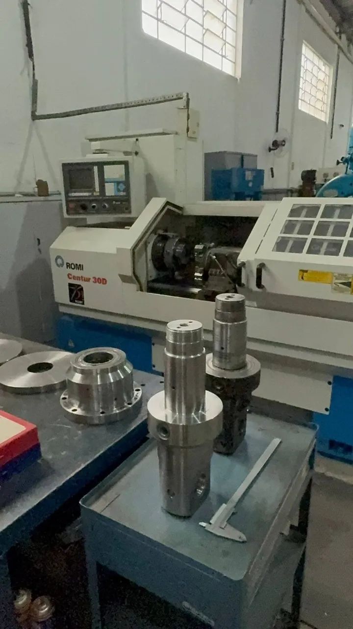 Vendo Torno Cnc Centur 30 D