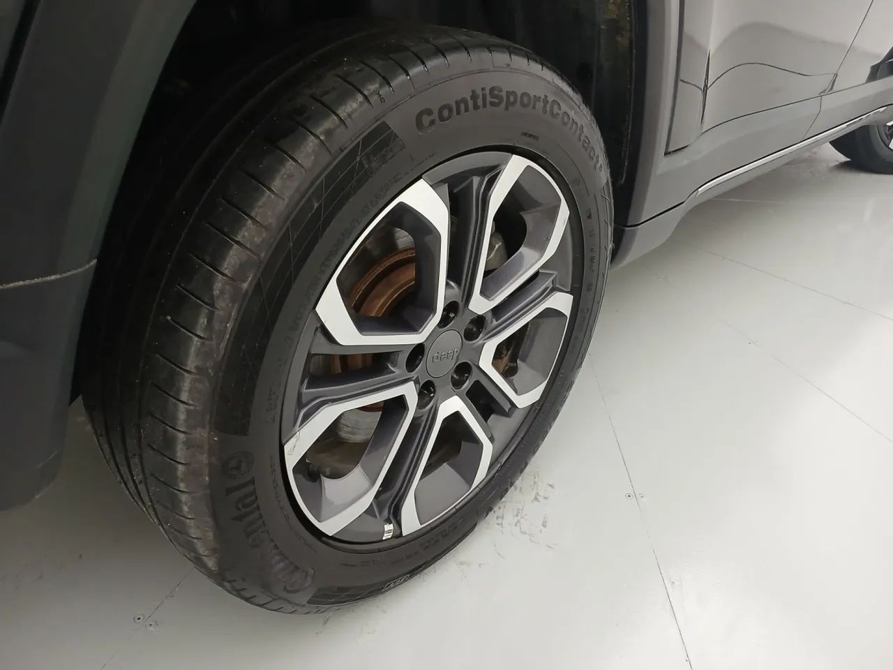 Jeep Commander Limited T270 1.3 TB Flex Aut., foto 14 de 18