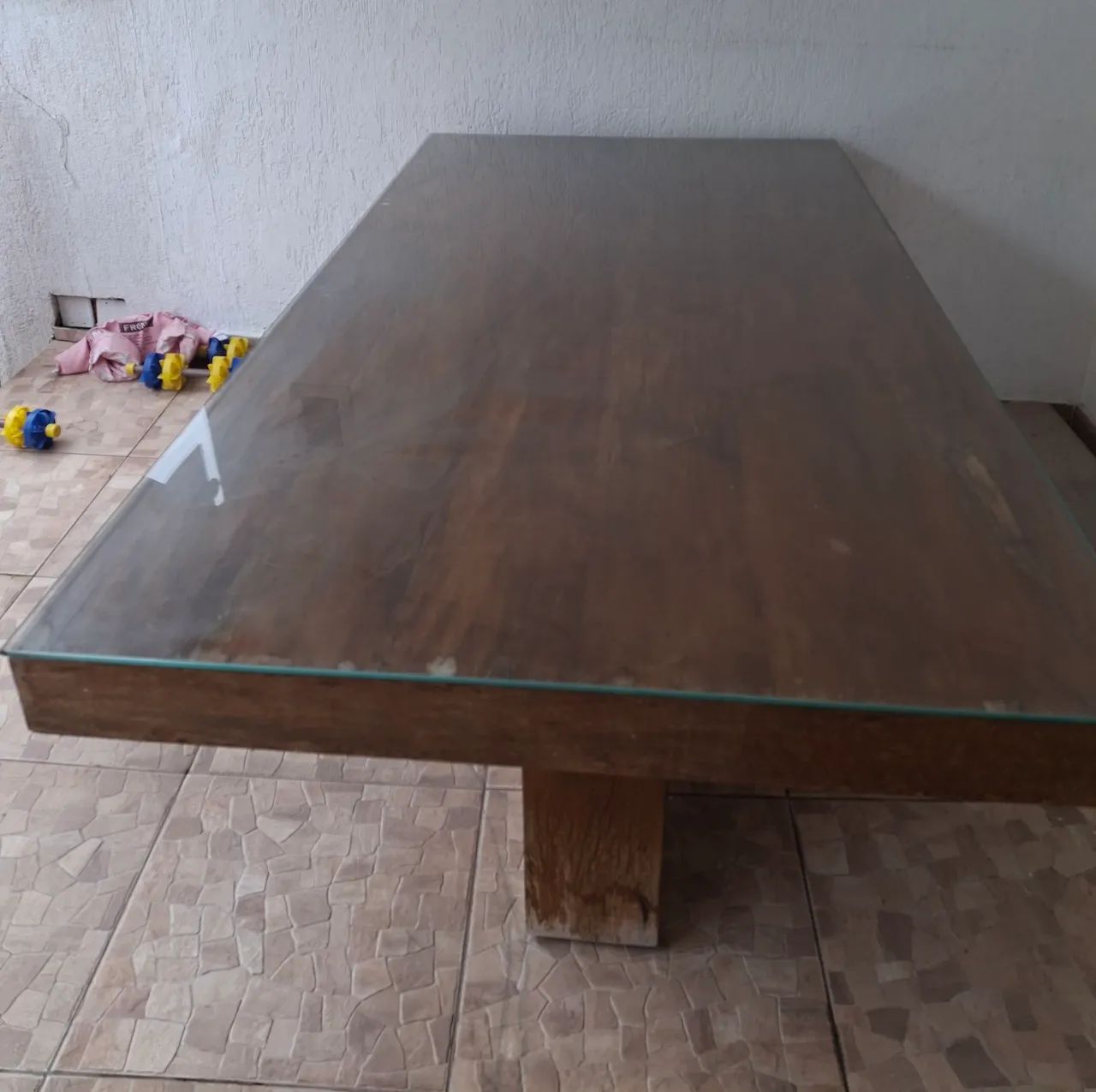 Vendo mesa de madeira maciça  - Foto 5