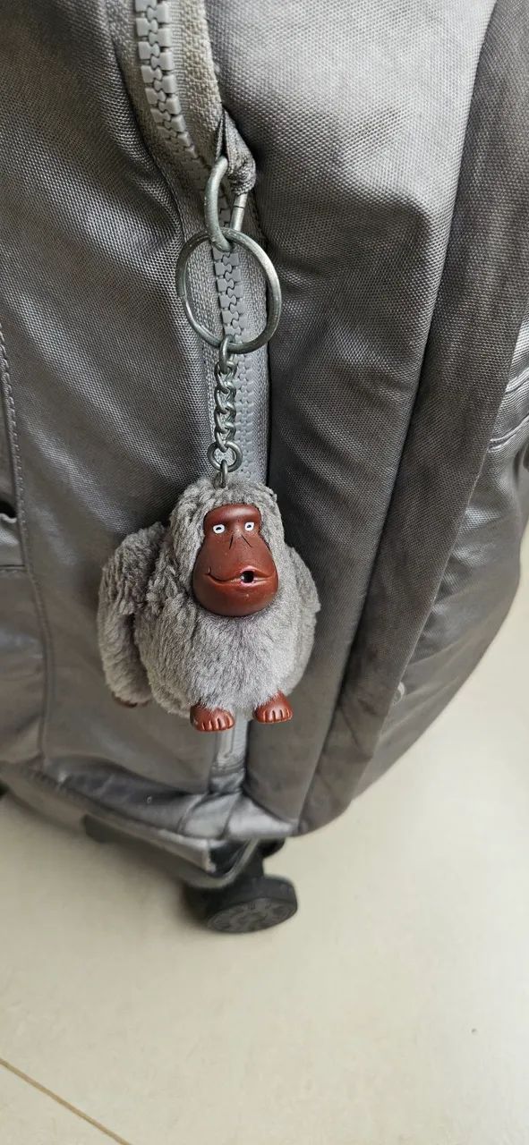 Mochila e Lancheira Kipling Prata - Foto 4