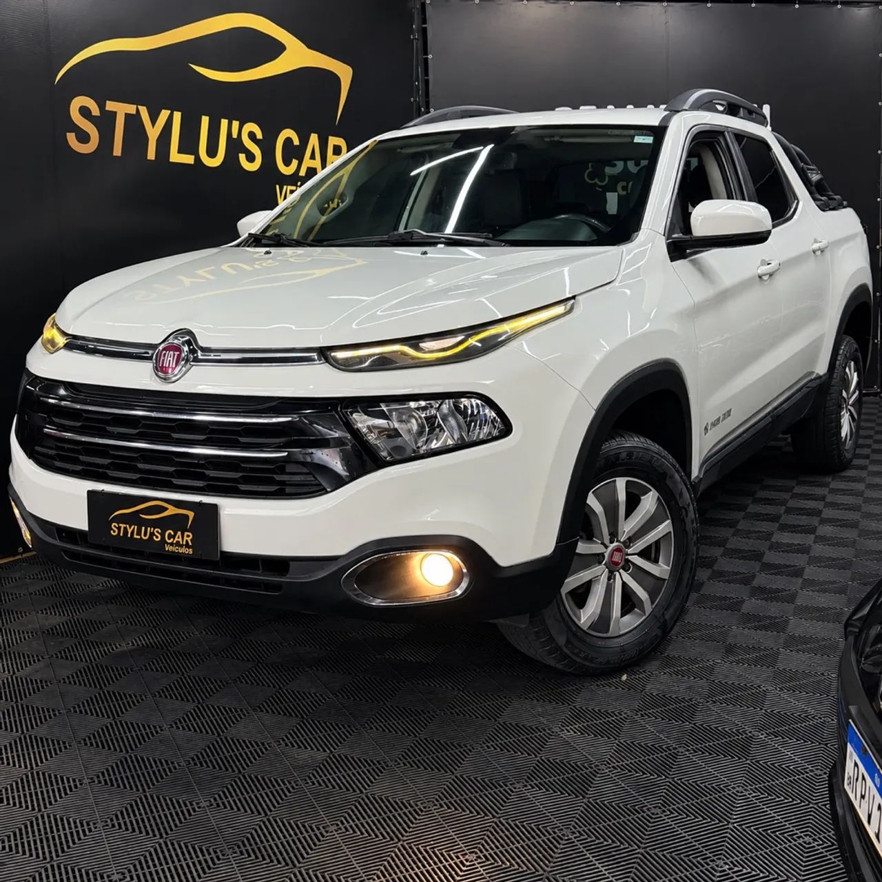Fiat Toro Toro Opening Ed. Plus 1.8 16V Flex Aut. 2017
