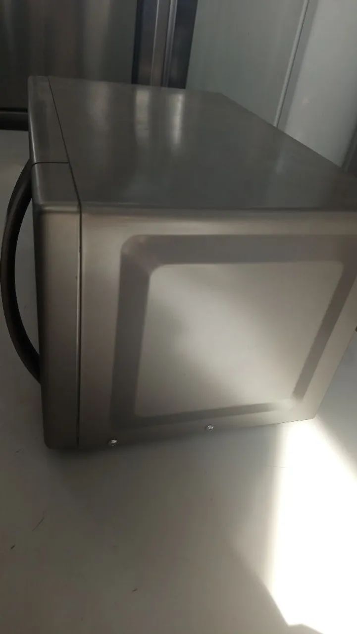 Vendo microondas Electrolux 220v 20l - Foto 3
