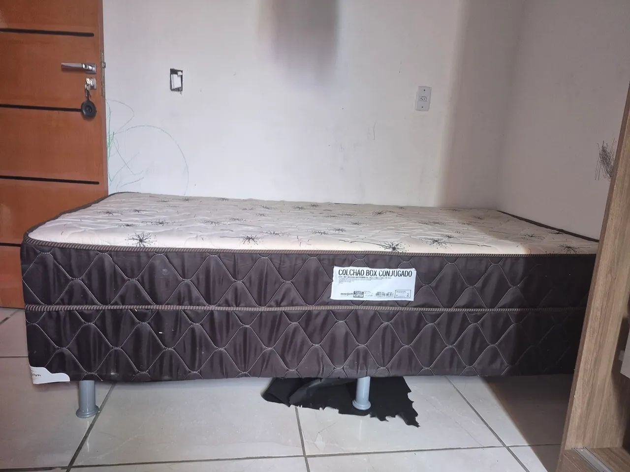 VENDO ESSA CAMA PARA SOLTEIRO  - Foto 2