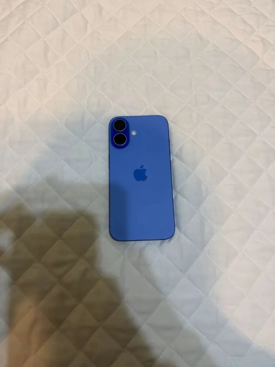 iPhone 16 128GB, azul - 94% saúde da bateria - Celulares e