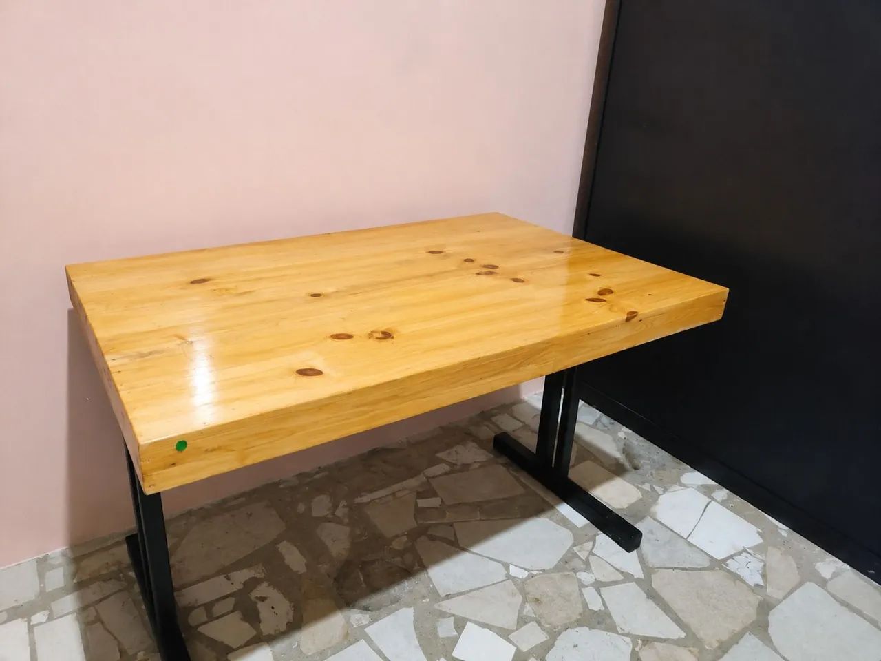 Mesa de madeira e ferro 120x80 - Foto 2