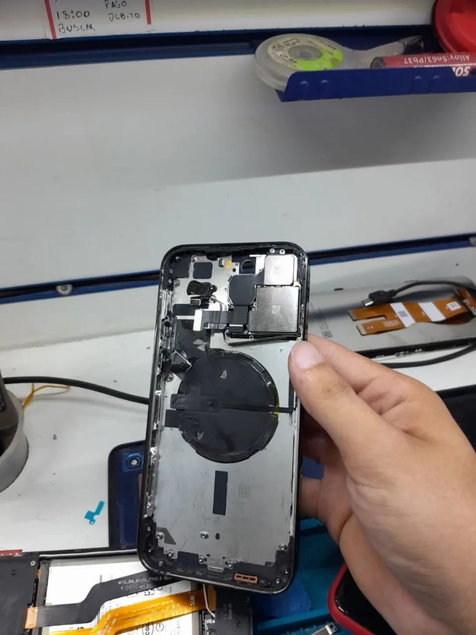 vendo carcaça ou camera iphone 14 pro max - Foto 2