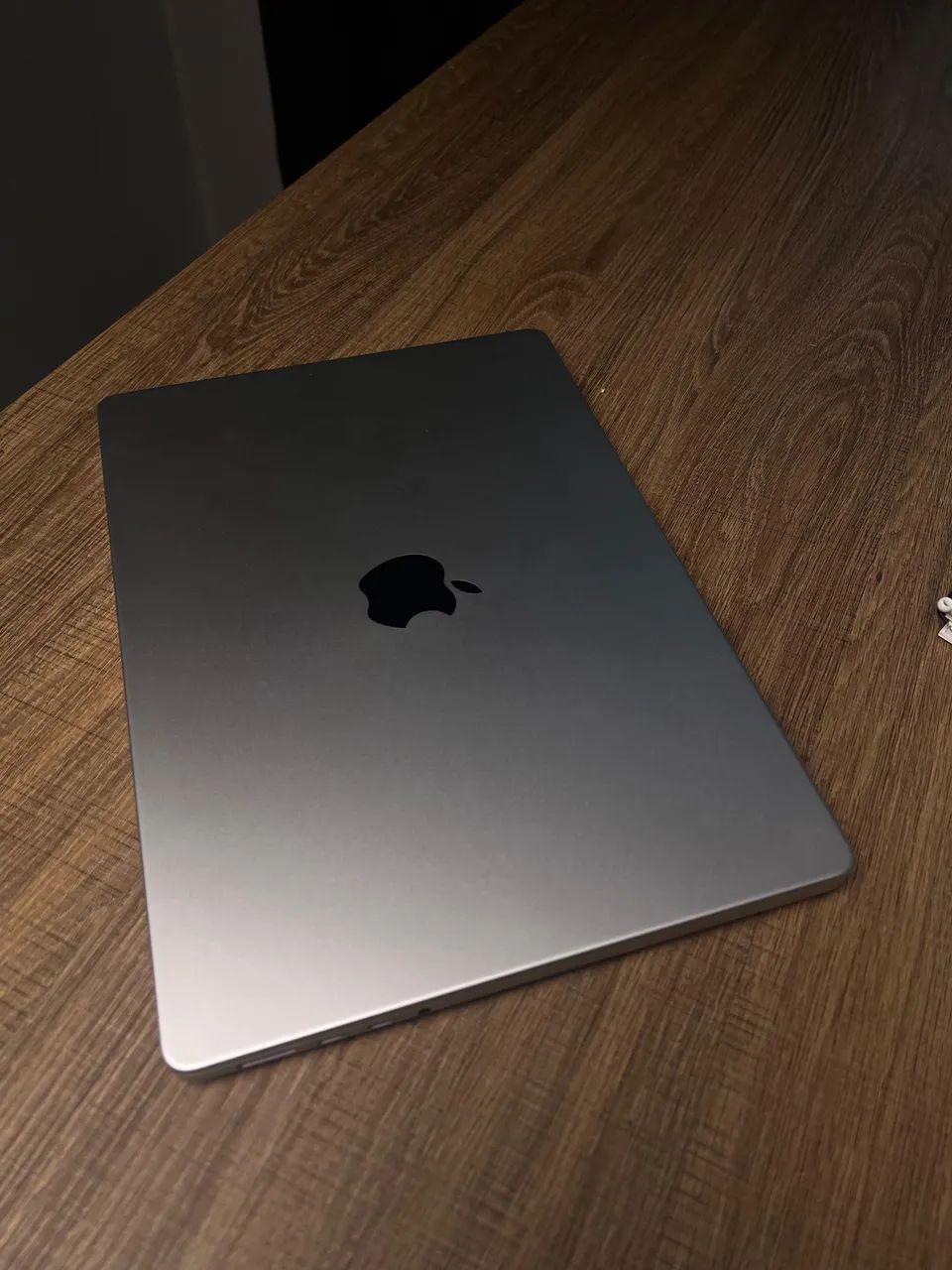 MacBook Pro M1 Pro 16GB 1TB 14インチ Macbook M1 PRO 14″ 1TB SSD 16GB RAM (NOVO) – LS