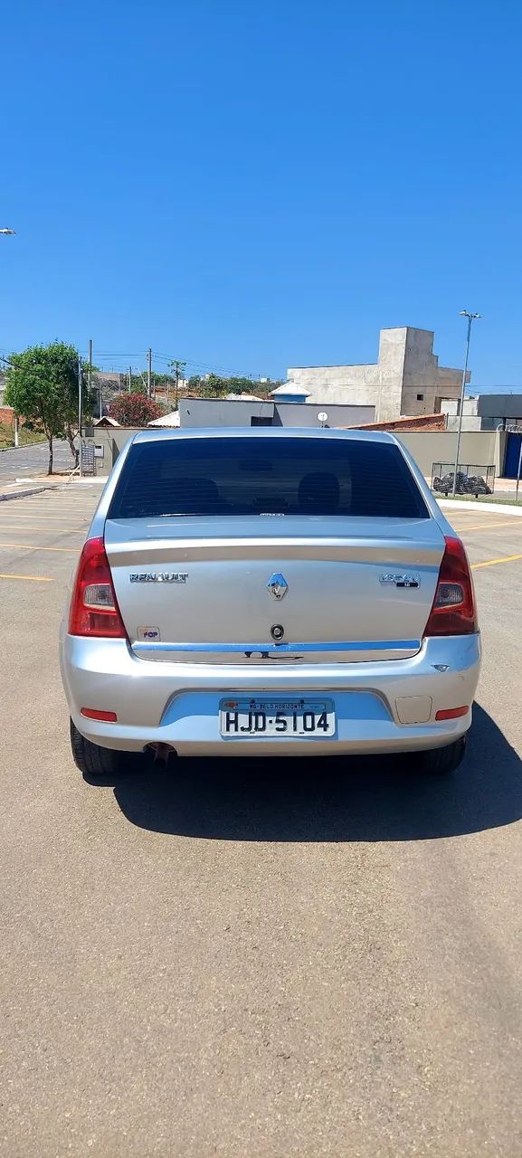 Renault Logan Expression Hi-flex 1.6 8V 4P 2011 - Foto 3