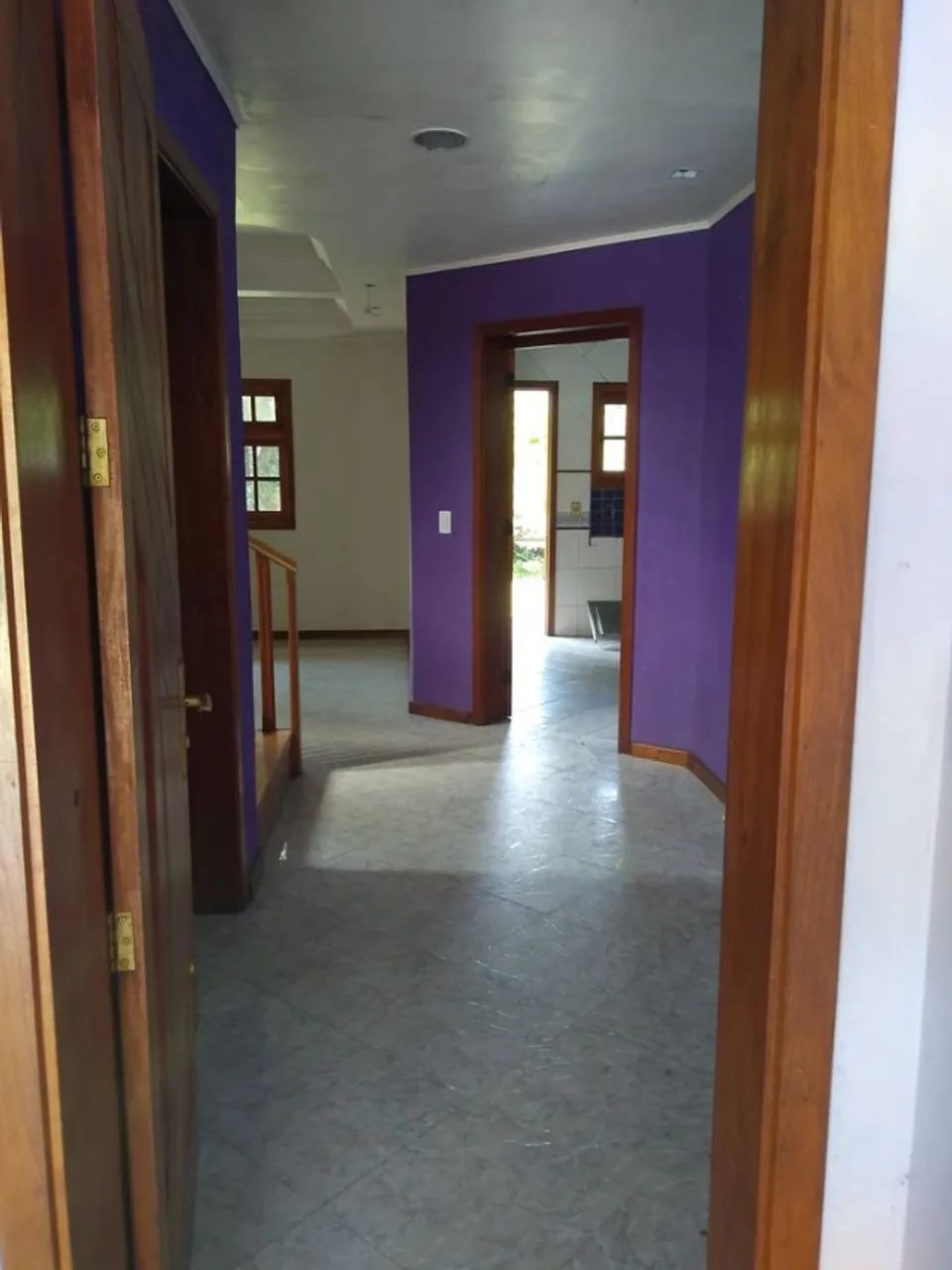 Esteio, RS - Sobrado (Duplex) ESPAÇOSO, 9 cômodos, Suíte, Garagem p/ 2 carros,  - Foto 12