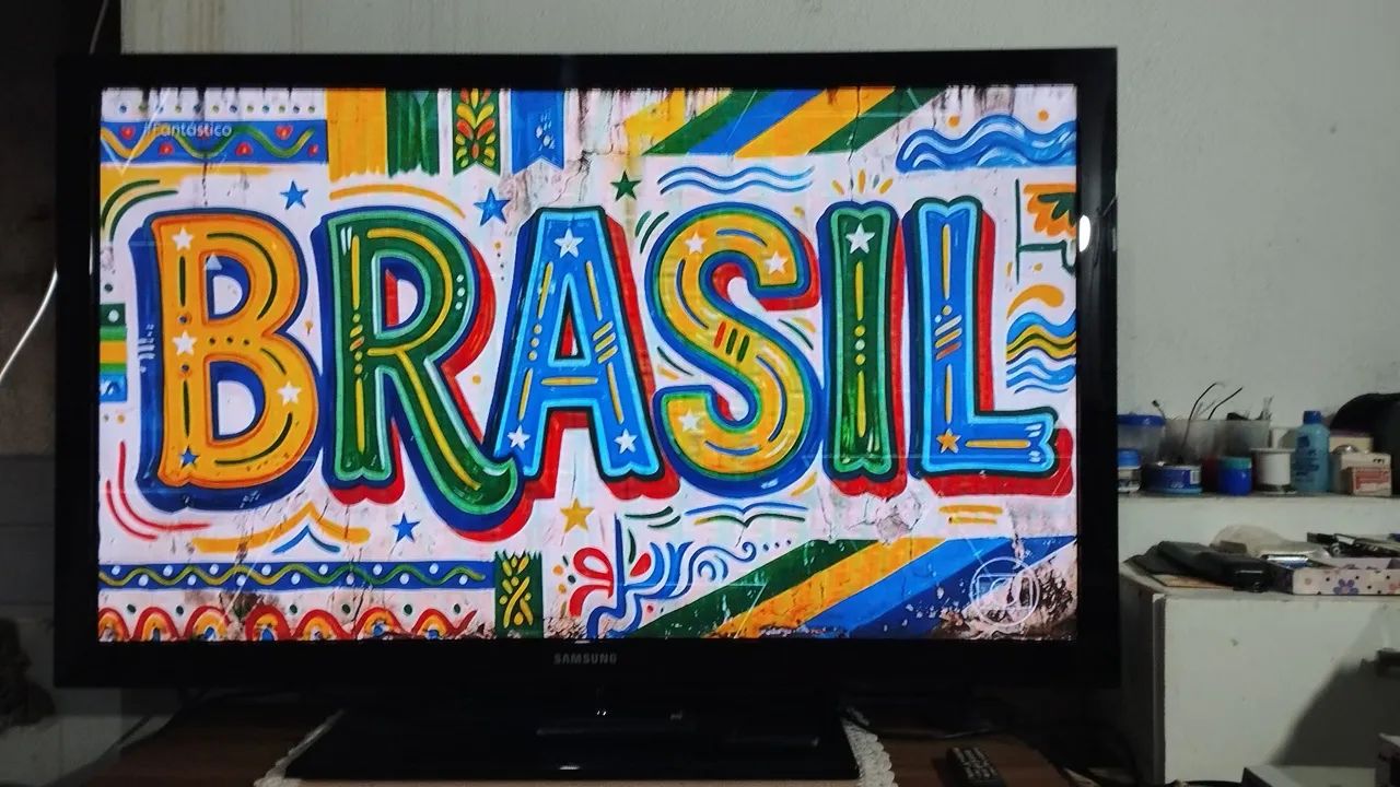 TV de plasma Samsung 50 polegadas perfeita!